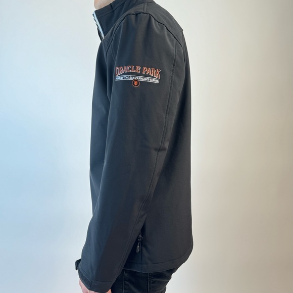 San Francisco Giants special-edition jacket - Picture 4 of 4